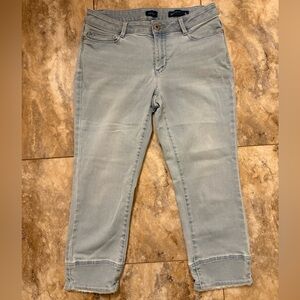 J. Jill Authentic Fit Cropped Light Blue Wash Raw Hem Women’s Size 6 Petite